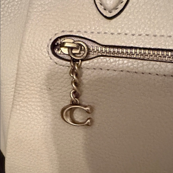 Coach Cream Elise Satchel in polished pebbled Leather E222-79316 - Picture 4 of 16